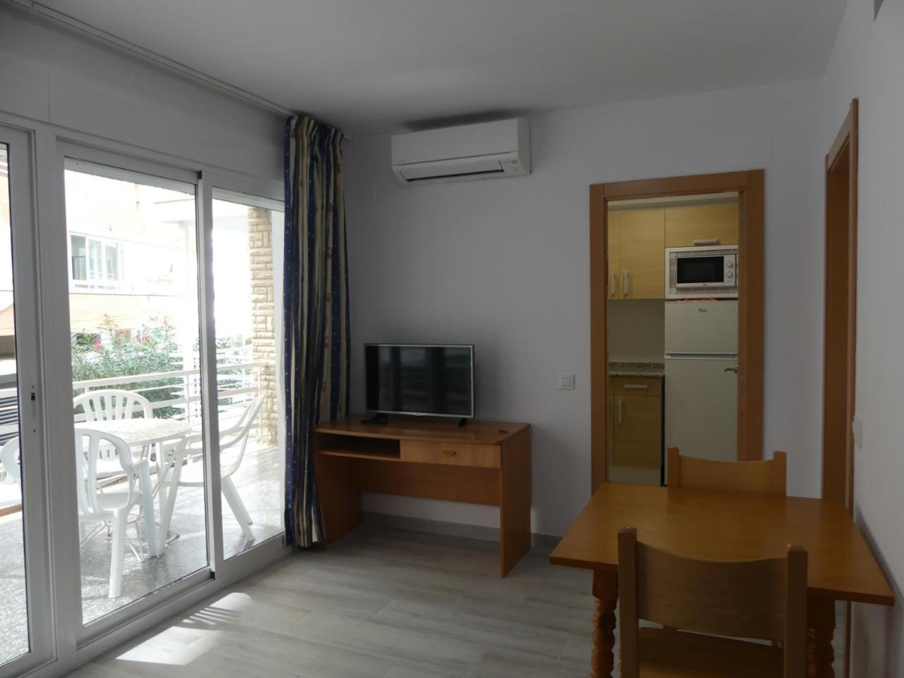 Zeus Alexis Apartment Salou Bagian luar foto