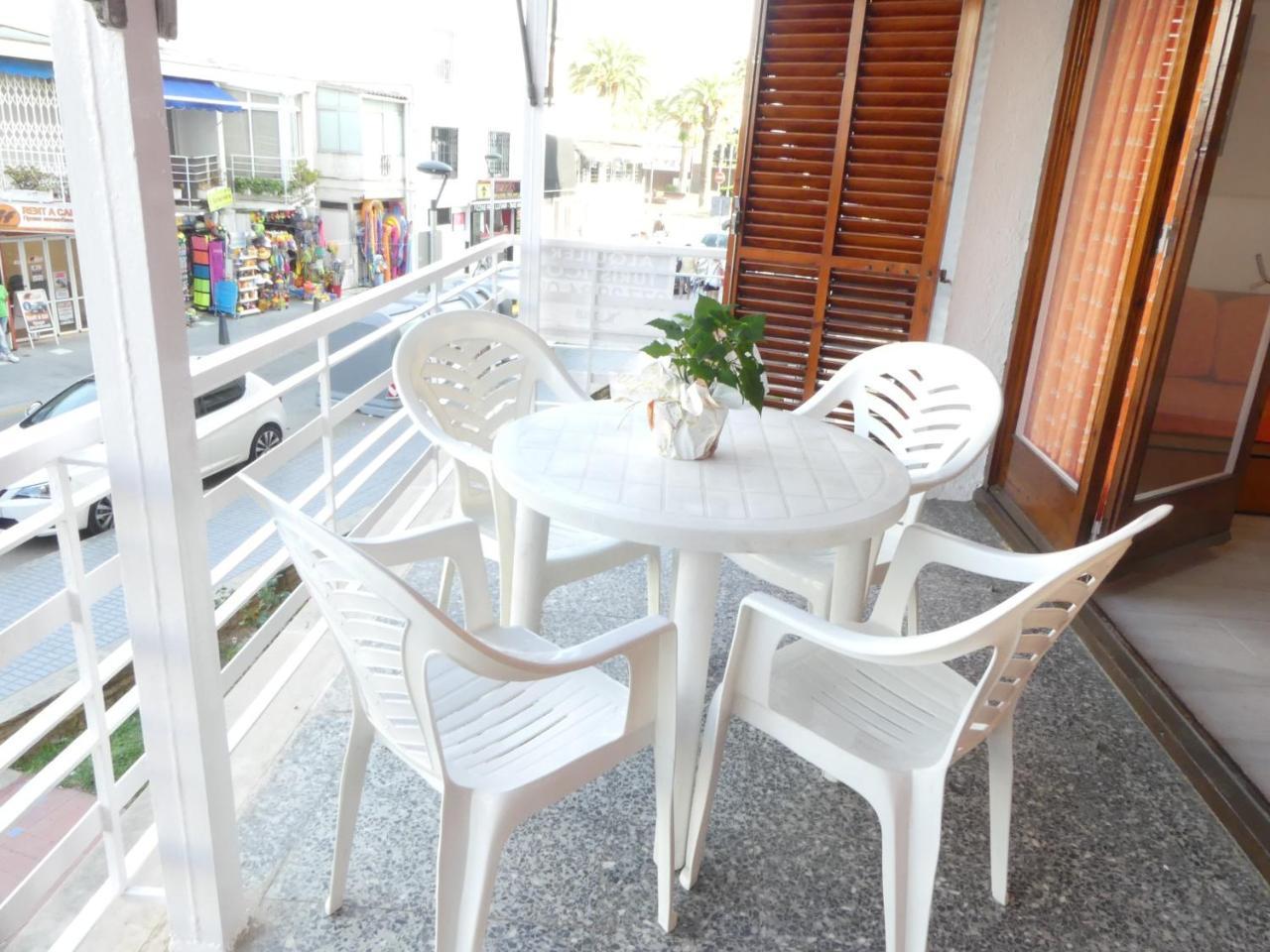 Zeus Alexis Apartment Salou Bagian luar foto