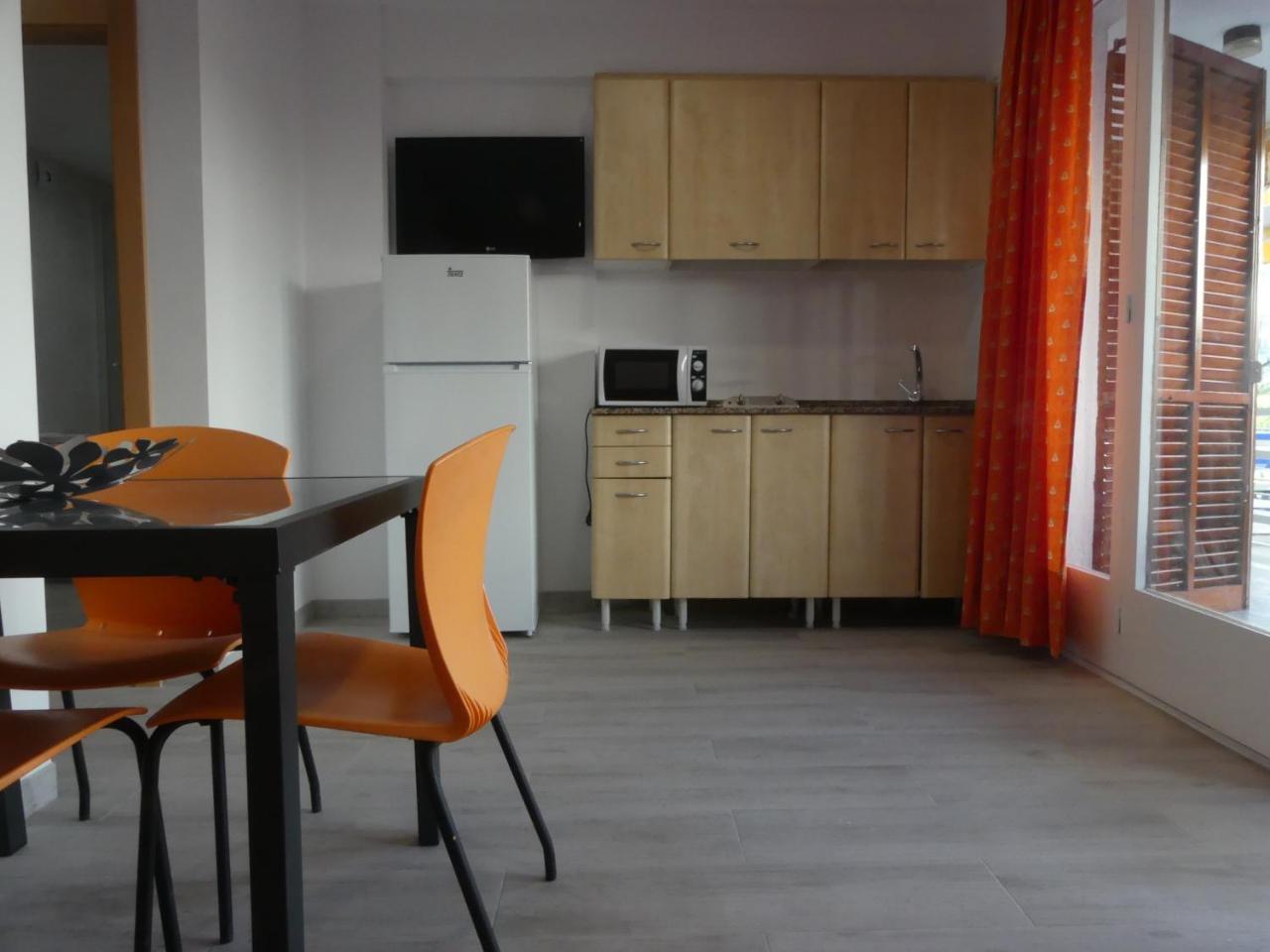 Zeus Alexis Apartment Salou Bagian luar foto